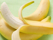 香蕉配酸奶养人