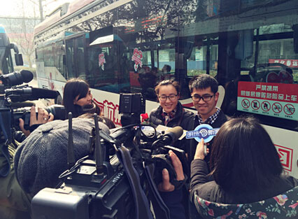 55S15a2Q56ue5oqA5q U6LWb_喝爱液_图书馆爱液溢敏感娘1_不出声图书馆爱液溢出 ...